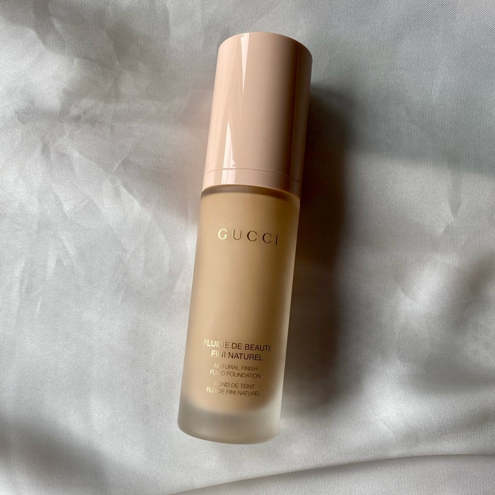 Gucci Foundation Fluide de Beauté - shade 220N (used twice, full size)